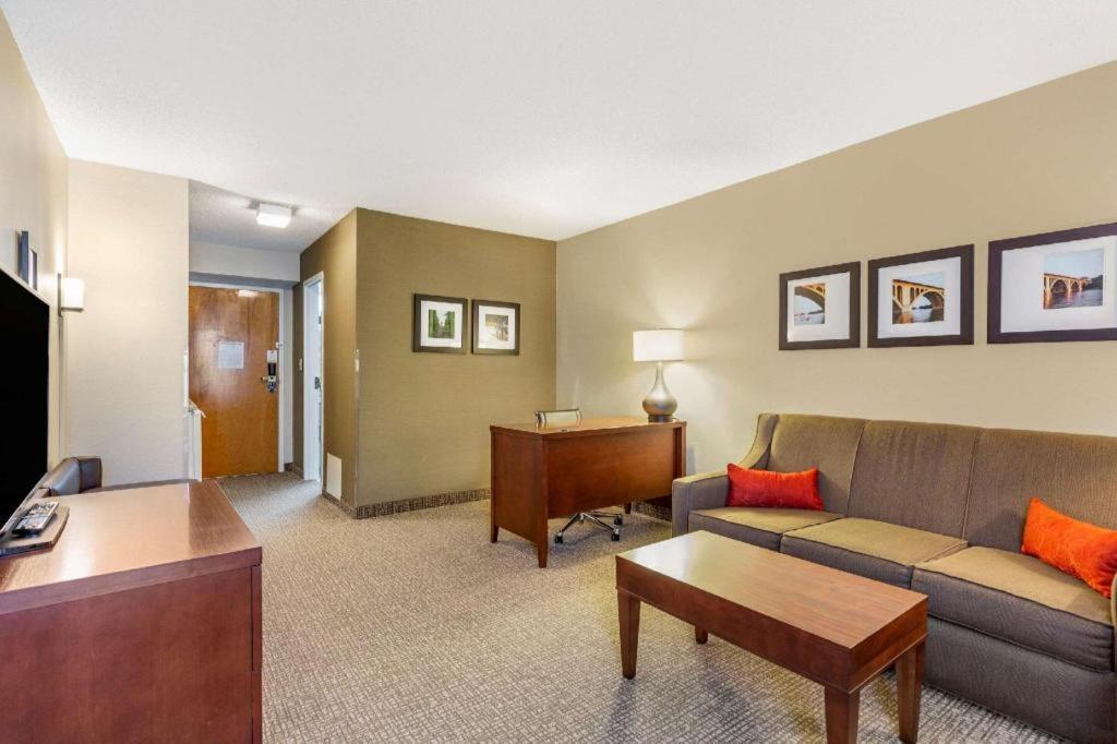 Comfort Inn Quantico Stafford Εξωτερικό φωτογραφία